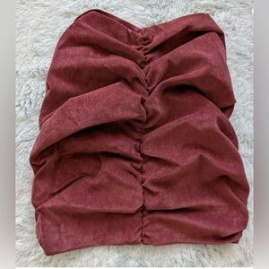 NWT Zara ruched Corduroy mini skirt. Mauve/dusty rose.
Large size